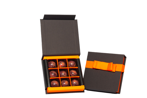 Praliny Szarlotka z belgijskiej czekolady Barry Callebaut – 9 sztuk