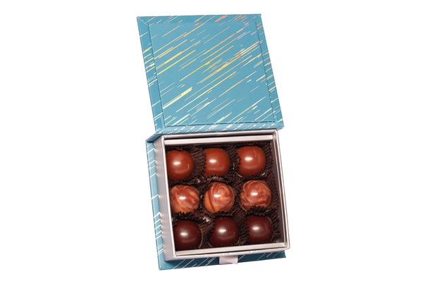 "Klasyka i Finezja" | Zestaw pralin – 9 sztuk