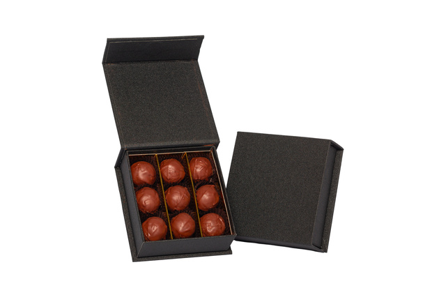 Klasyczne Trufle w Mlecznej Czekoladzie | 9 sztuk