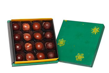 "Świąteczna Klasyka" | Zestaw pralin – 16 sztuk