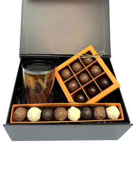 Zestaw Prezentowy z Pralinami „Chwile Klasyki"