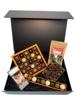 Zestaw Prezentowy Lux z Czekoladą i Herbatą „Czar Smaków”