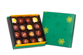 "Magia Świąt" | Zestaw pralin – 16 sztuk